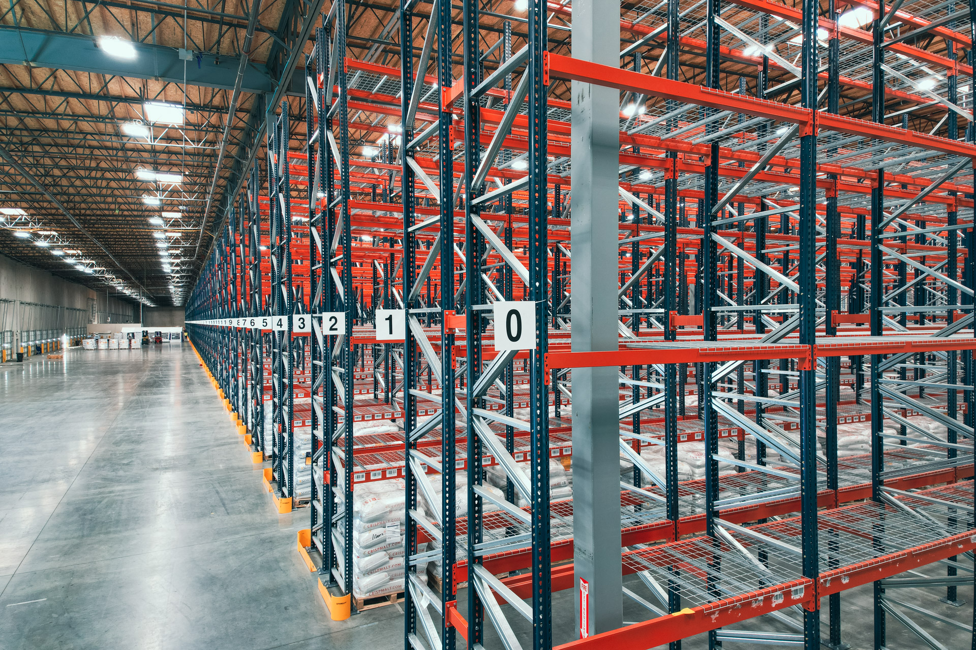 Industrial pallet racking warehouse in Carlsbad, California